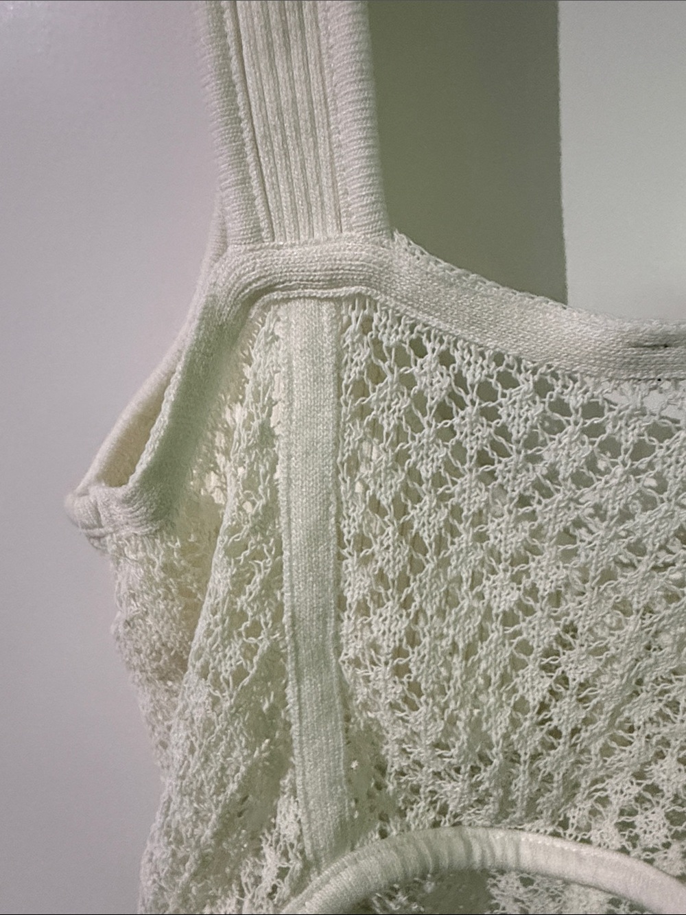 Zara White Ribbed Lace-Panel Cropped Tank - Picture 7 of 8